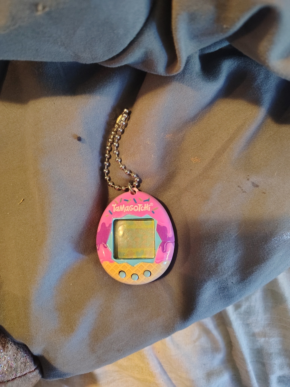 Original Tamagotchi Portable Ice Cream Virtual Pet For Sale!